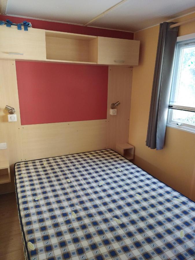 Camping Homair Domaine Des Iscles Mobil-Home Climatise La Roque-d'Antheron Ngoại thất bức ảnh